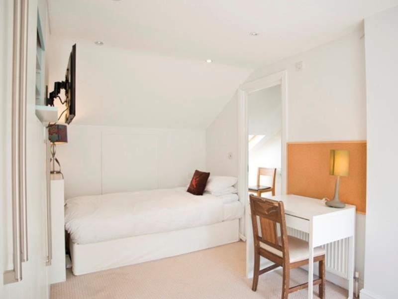 فندق لندنفي  Veeve House Tennyson Road Kilburn المظهر الخارجي الصورة